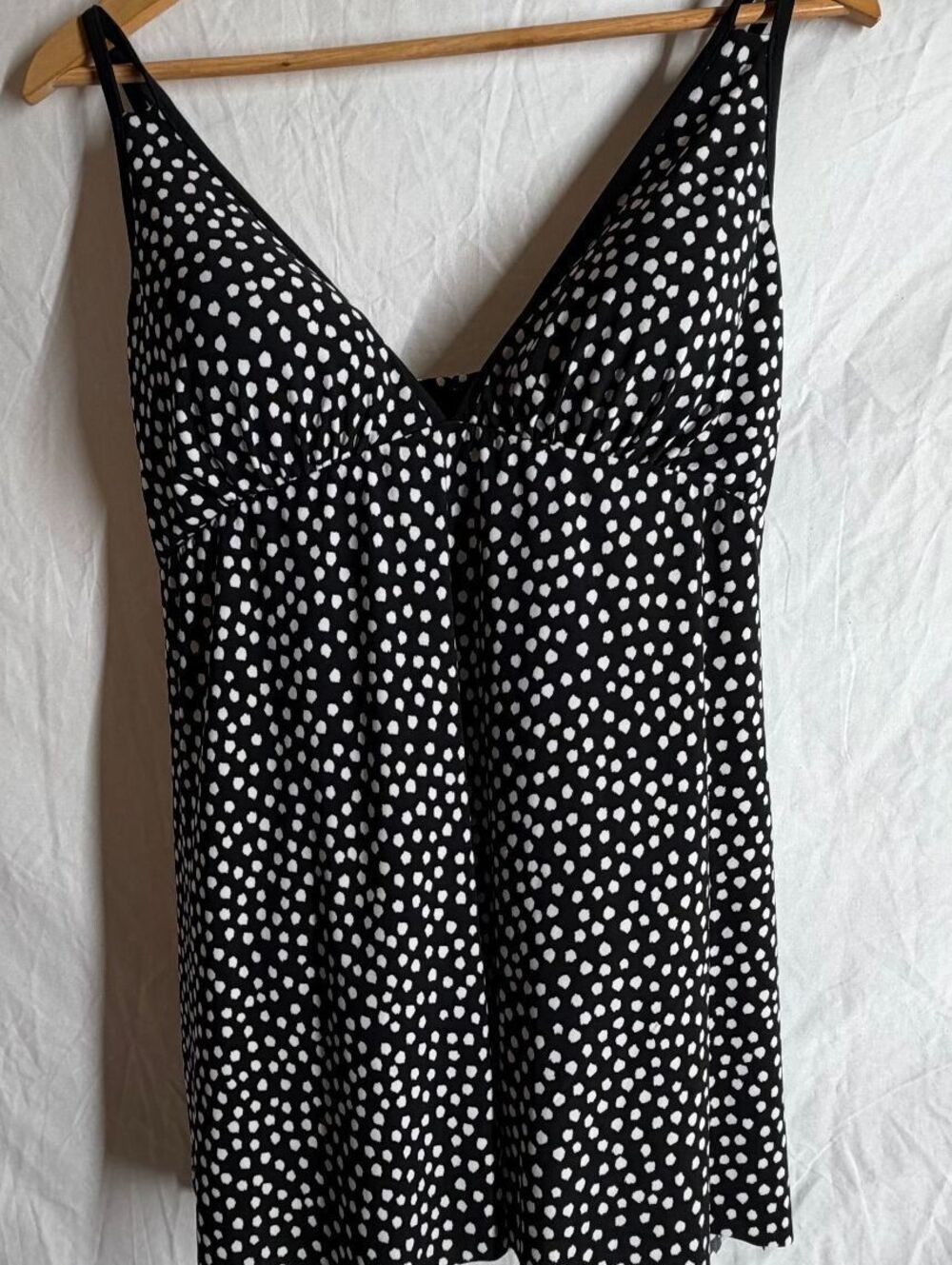 NWT Trimshaper Women's Black White Polka Dot Slimming Swimdress 16W
